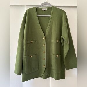 J.crew v-neck Giselle sweater. Size Medium.